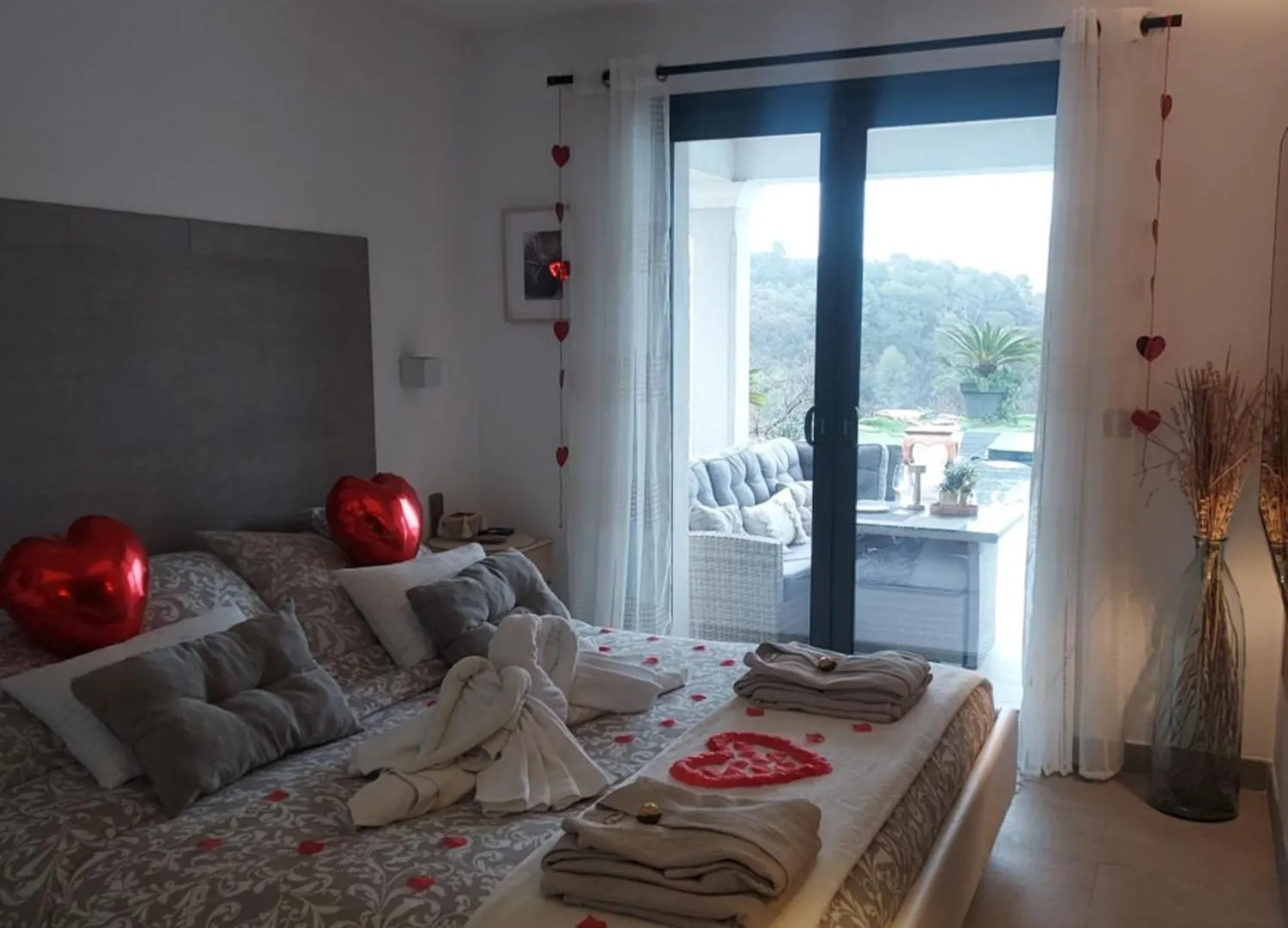 Suite 20M2 Dans Villa Piscine Jacuzzi Gattieres Homestay